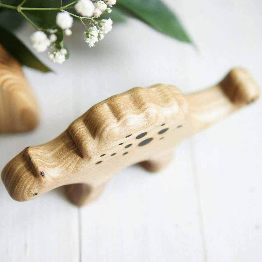 Wooden Euoplocephalus