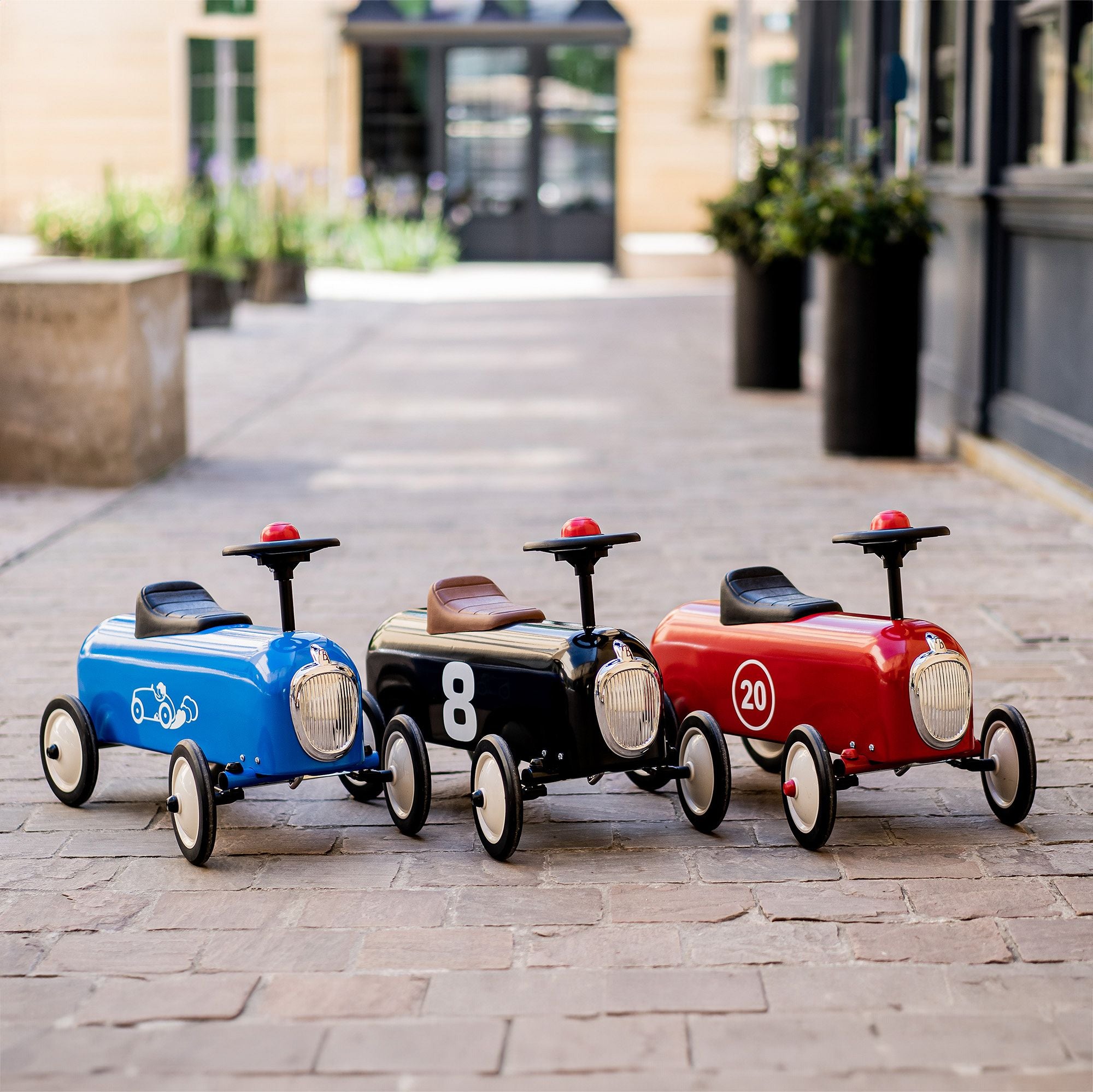 Baghera Legend classique☆バゲーラ Legend Pedal Car, Red - Baghera Ride-Ons & Rockers | Maisonette