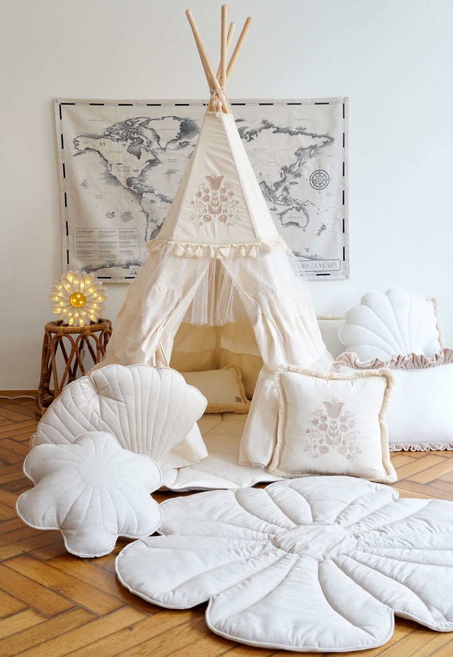 Moimili Boho Teepee Tent with Frills and Embroidery