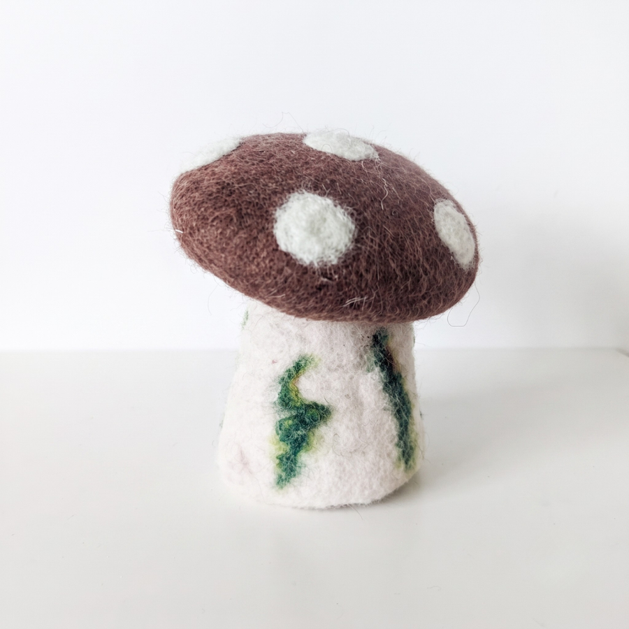 Medium Felt Mushroom, Red