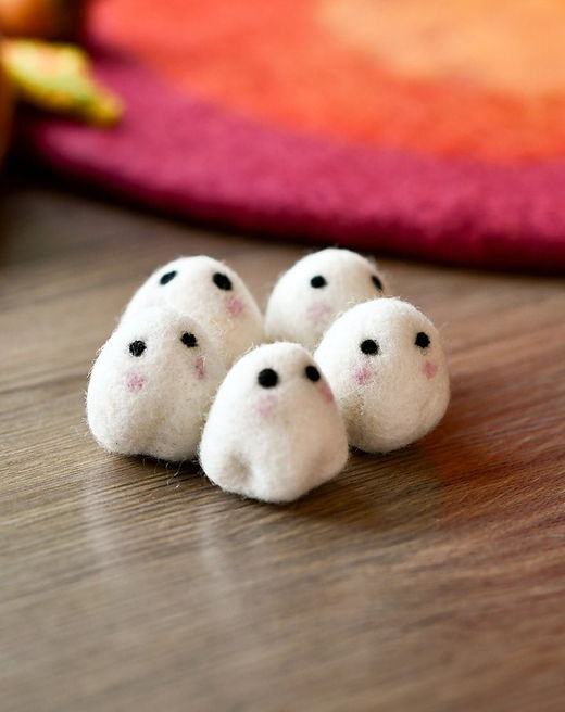 Felt Halloween Cute Ghosts Loose Parts, Set of 5