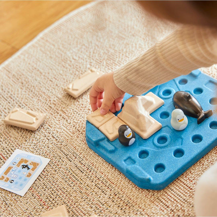 Plan Toys Finding Penguin Game