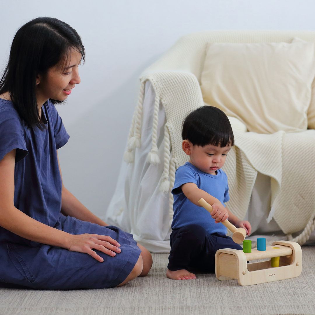 Plan Toys Pounding Bench