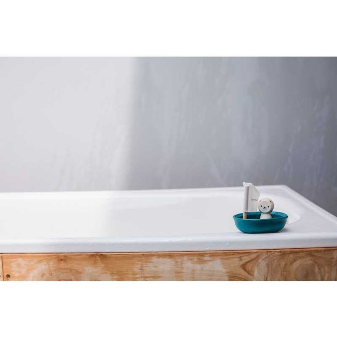 Plan Toys Sailing Boat - Polar Bear