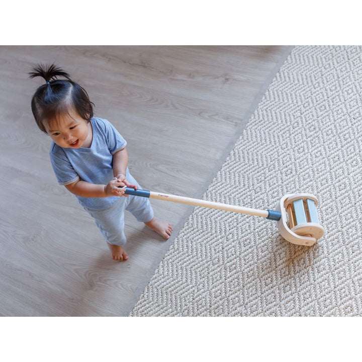 Plan Toys Walk N Roll - Orchard