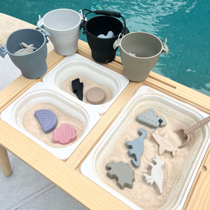 BLACKOUT &amp; BOLT Silicone Beach Toy Set