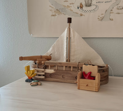 Q Toys Adventure Ship