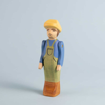 Atelier des Peupliers Wooden Farmer, Male