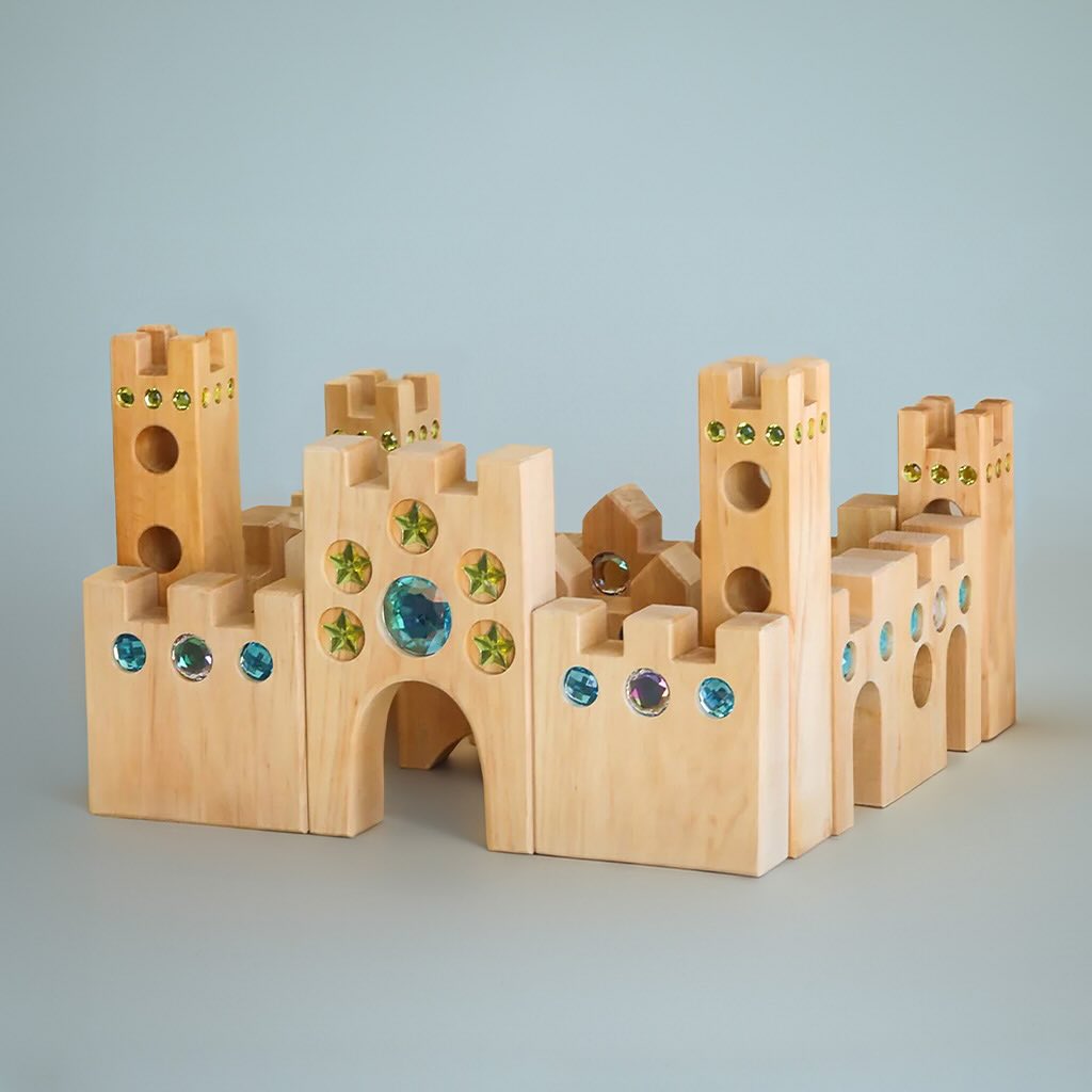 Pre-Order Bauspiel Large Fairytale Castle, 16-Piece Set