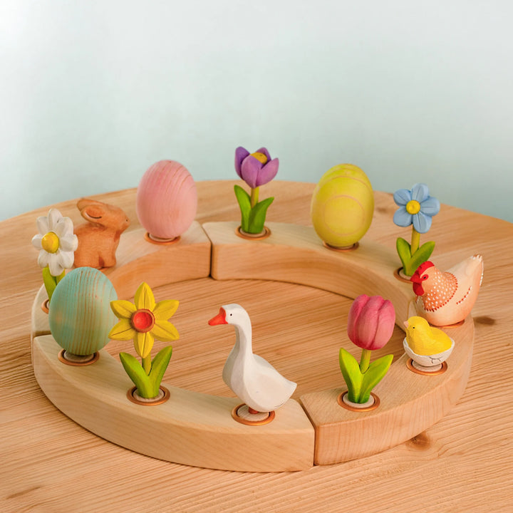 Bumbu Toys Wooden Easter Celebration Ring Set