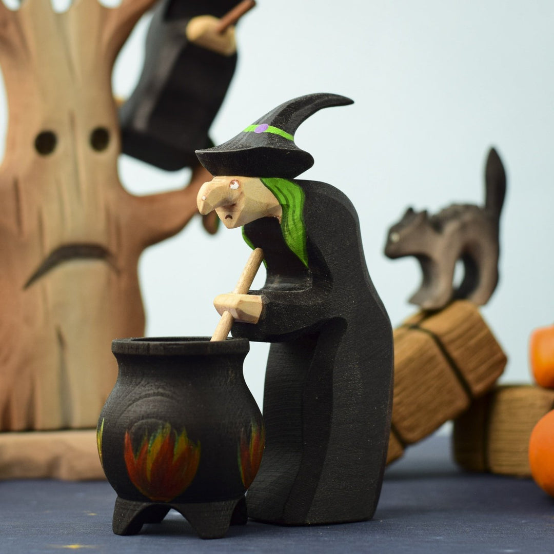Bumbu Brewing Witch and Cauldron Set