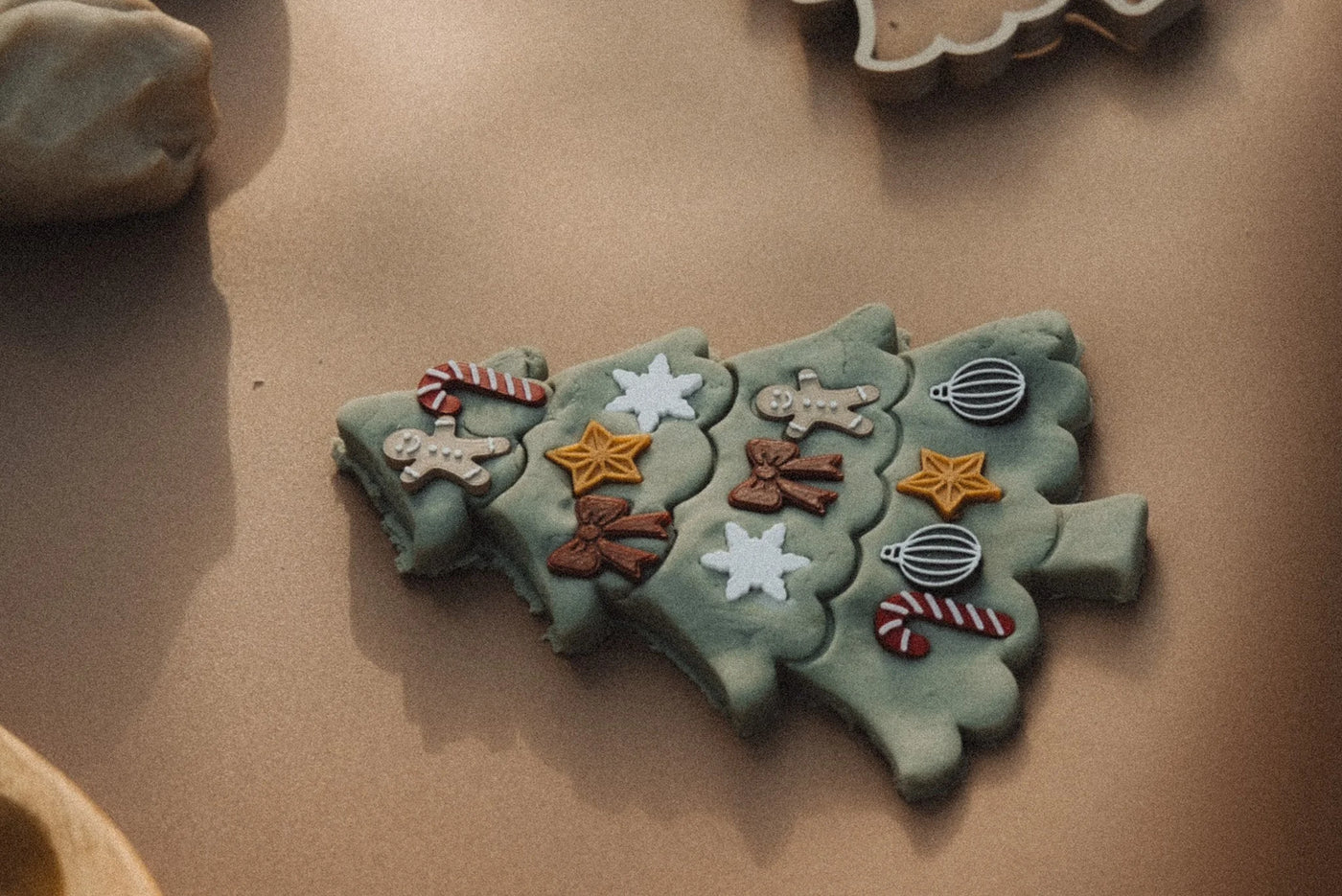 Christmas Tree Playdough Decorating Kit