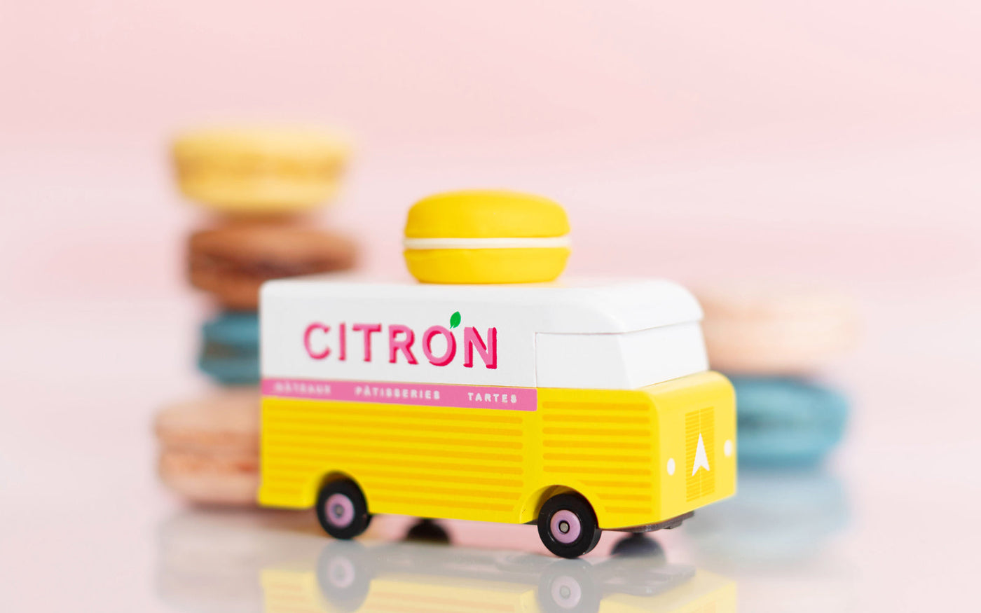 Candylab Citron Macaron Van