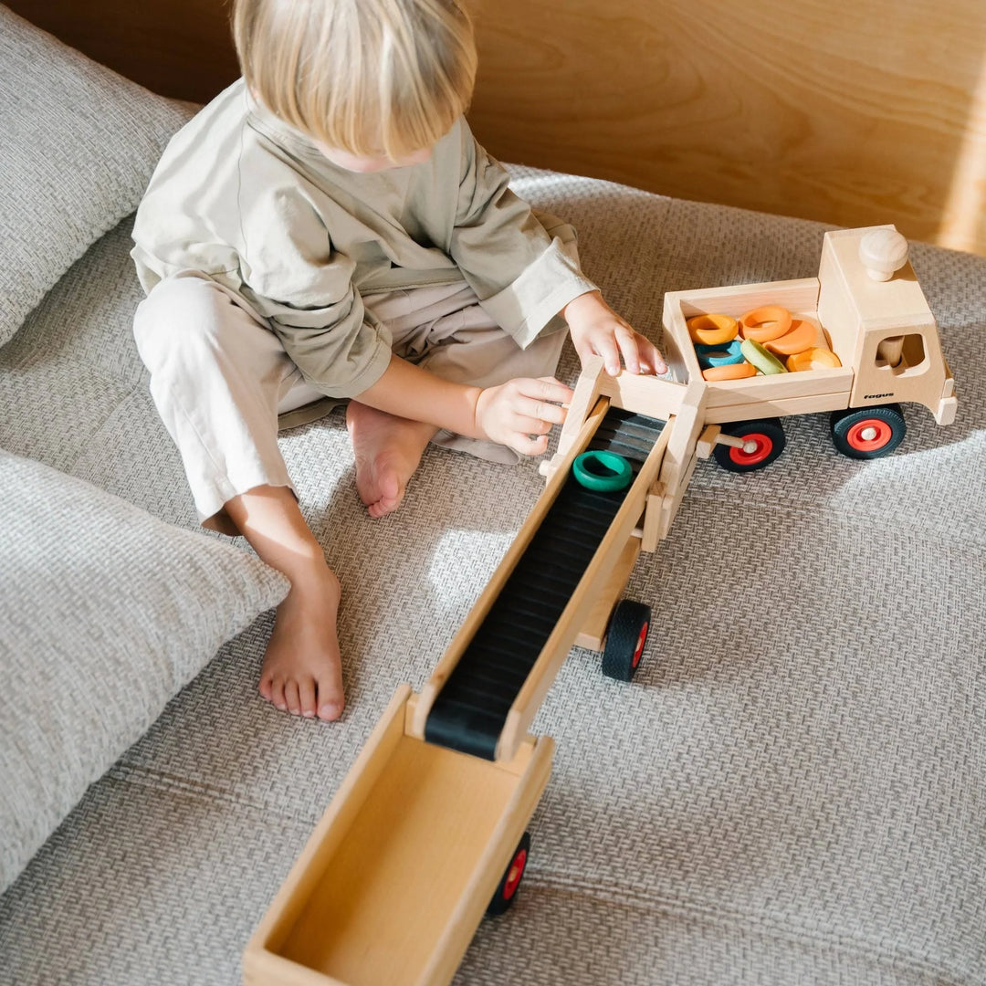 Fagus Wooden Conveyor Belt – My Toy Wagon Fagus Wooden Conveyor Belt – My Toy Wagon
