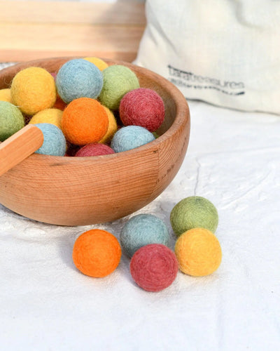 Pre-Order Wool Felt Balls in a Pouch, Sunshine Colors, 30 balls, 3 cm (Ships in November)