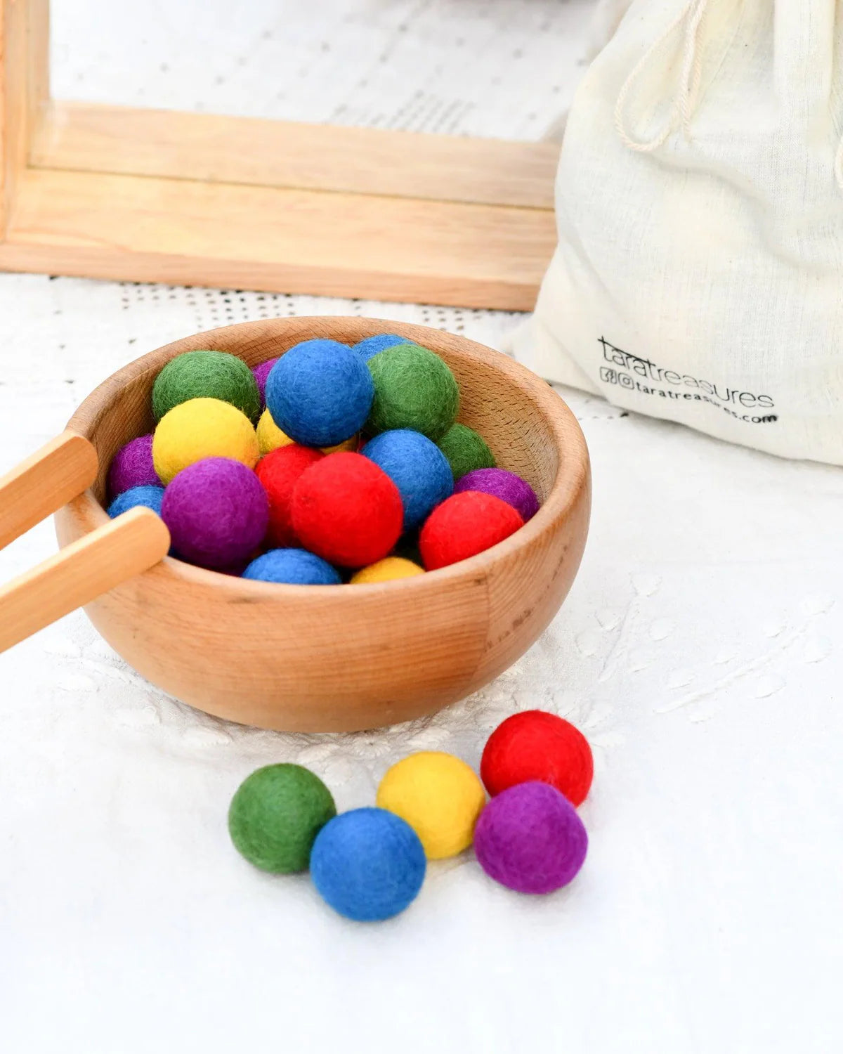 Pre-Order Wool Felt Balls in a Pouch, Bright Colors, 30 balls, 3 cm (Ships in November)