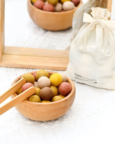 Pre-Order Wool Felt Balls in a Pouch, Earthy Colors, 30 balls, 3 cm (Ships in November)