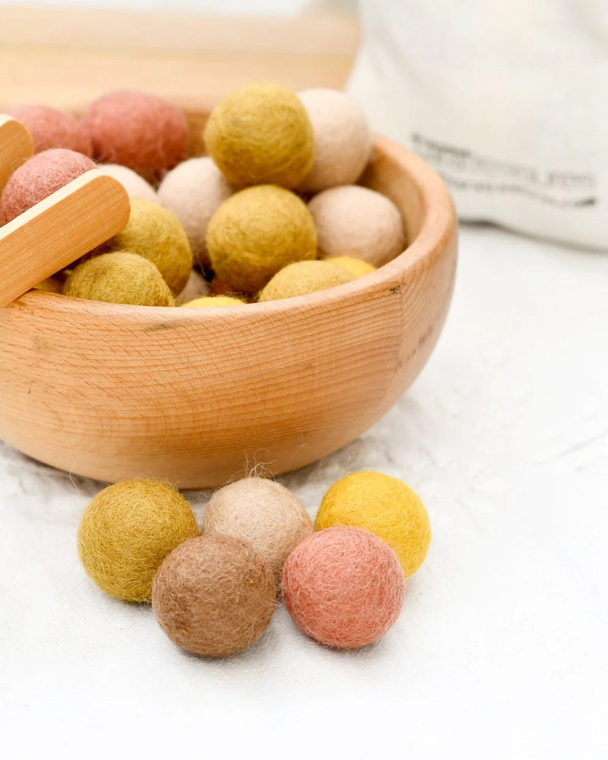 Pre-Order Wool Felt Balls in a Pouch, Earthy Colors, 30 balls, 3 cm (Ships in November)