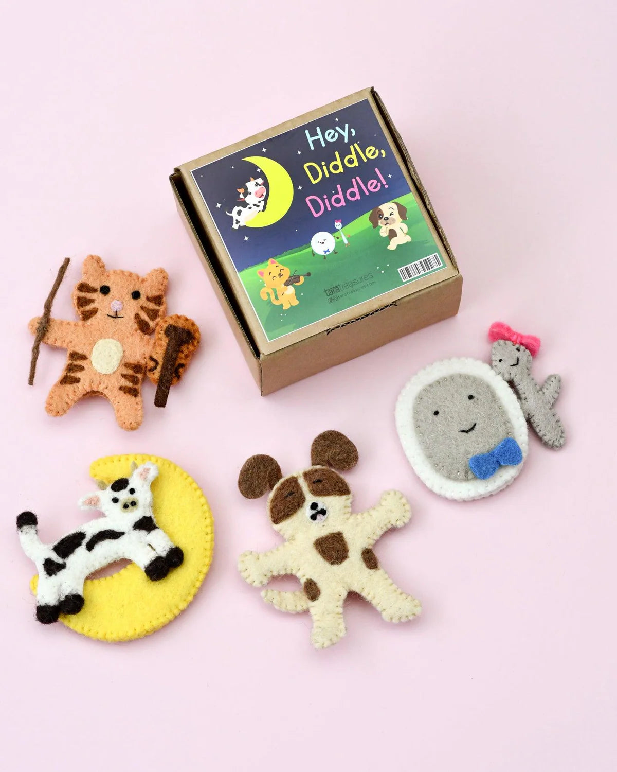 Pre-Order Hey Diddle Diddle Finger Puppet Set (Ships in mid-November)