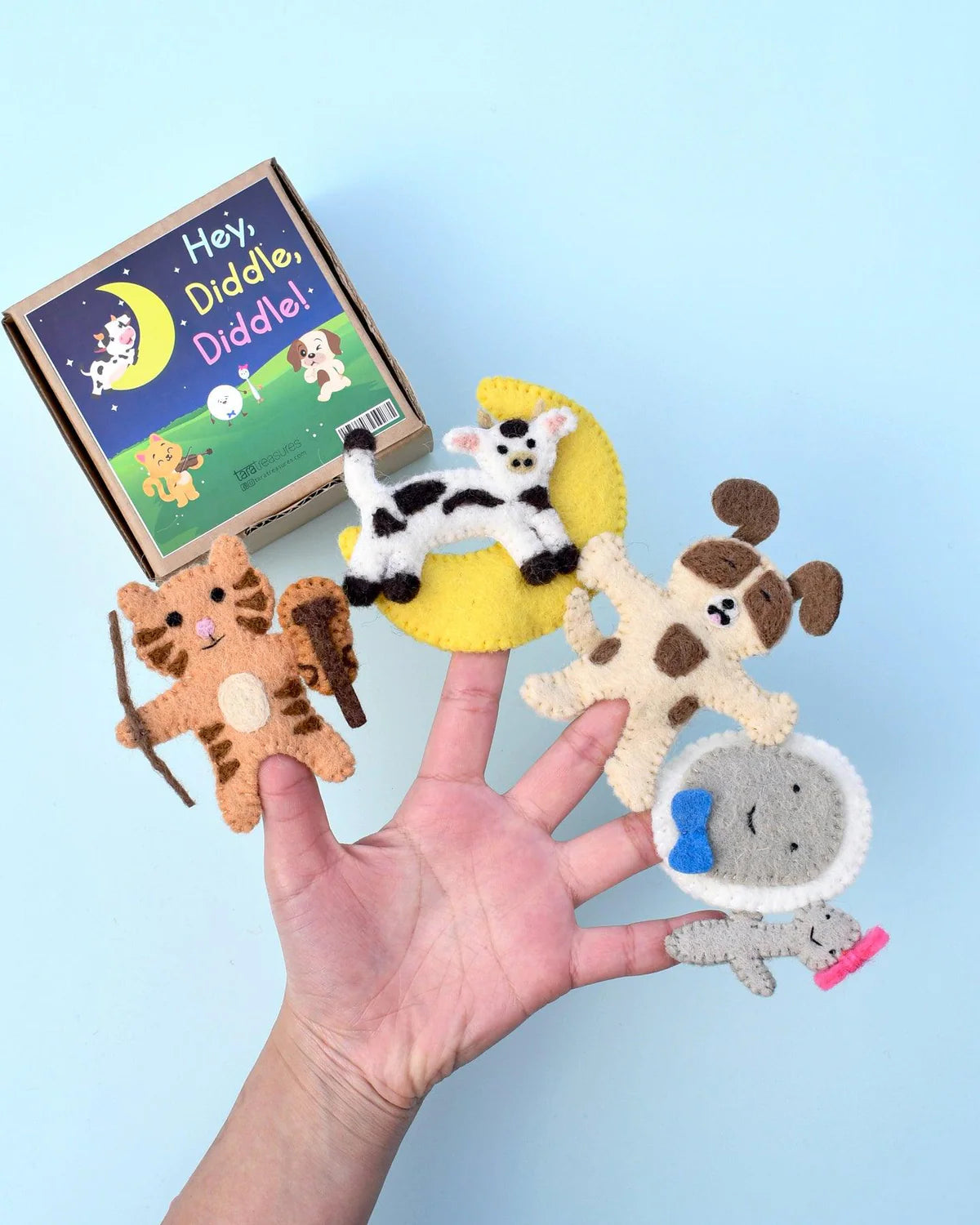 Pre-Order Hey Diddle Diddle Finger Puppet Set (Ships in mid-November)