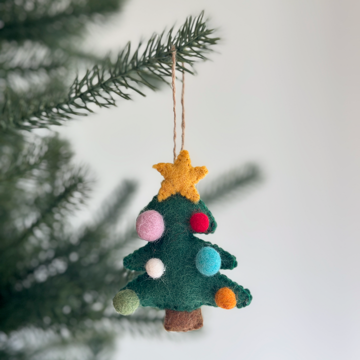 Felt Christmas Tree with Star Ornament