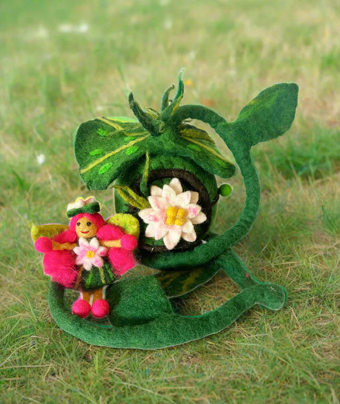 Felt Lily Pod