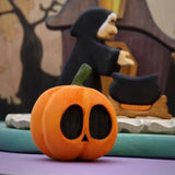 Mako Halloween Pumpkin 1 · view 2