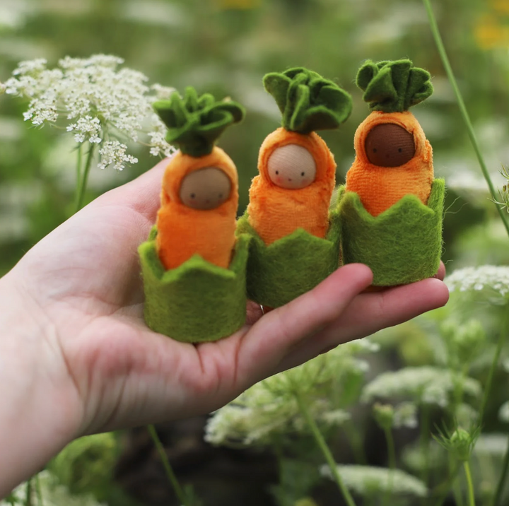 Fairyshadow Orange Seedling Doll