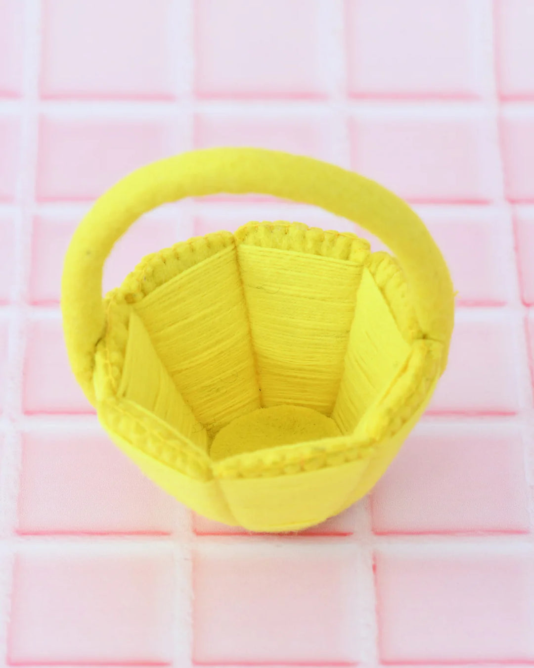 Sale Petite Yellow Felt Easter Basket