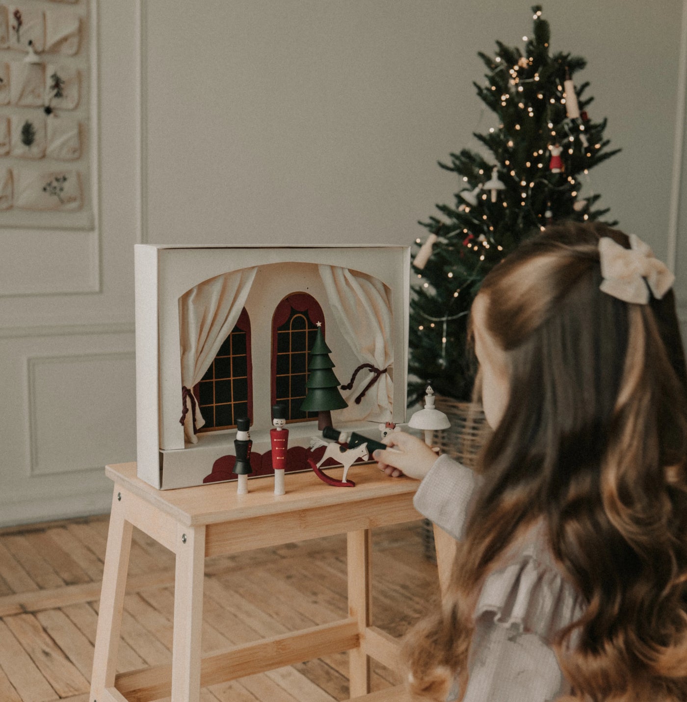 Pre-Order Sabo Concept The Nutcracker Play Theater and Magnetic Figurine Set