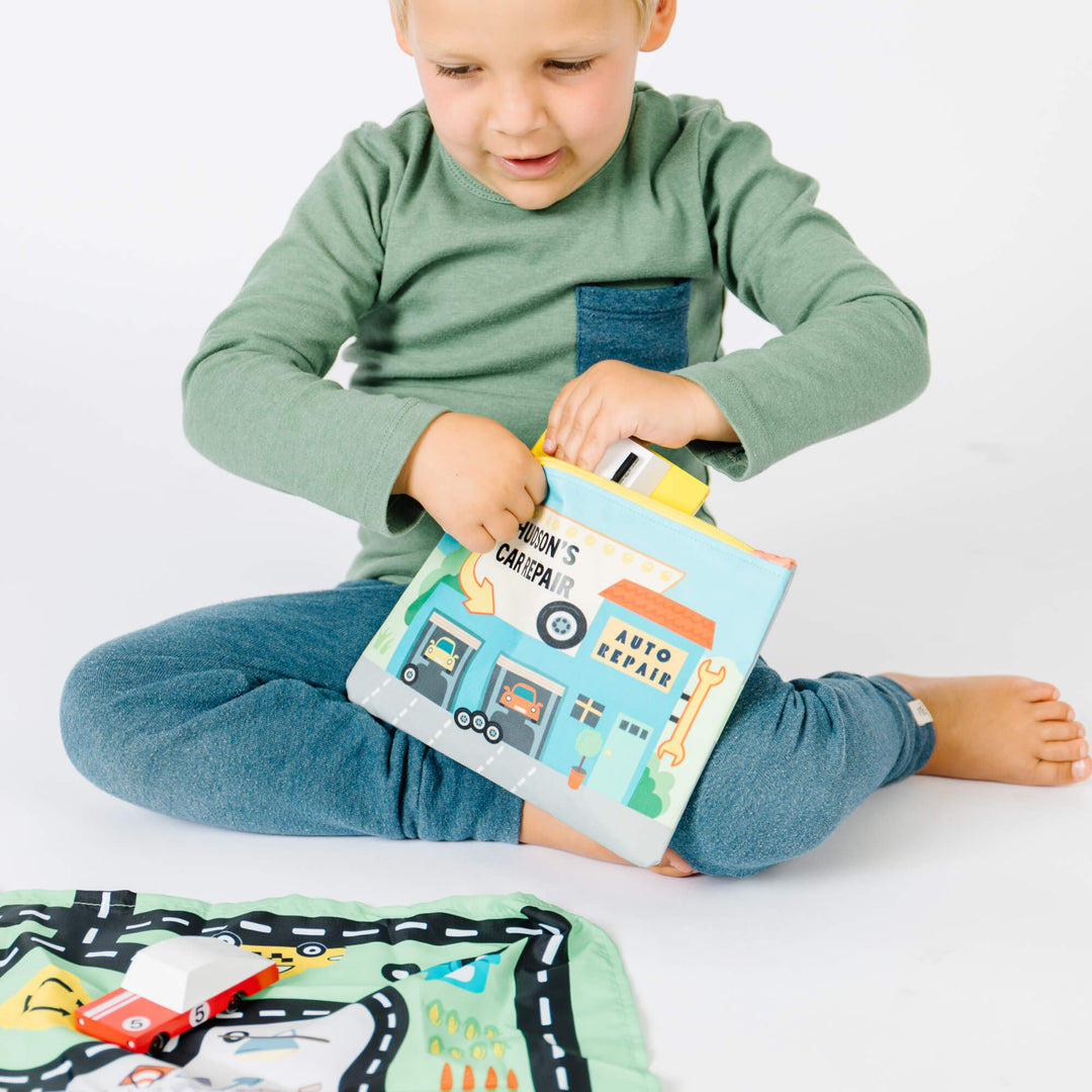 Toy Car Mat &amp; Pouch: All-in-one Travel Entertainment!