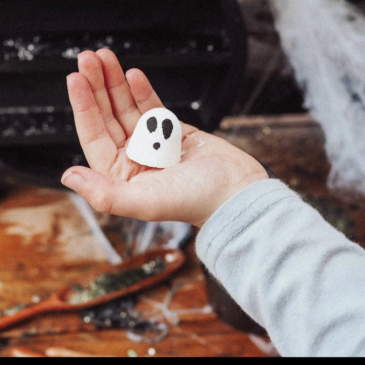 Wild Mountain Child Spooktacular Case of Scares