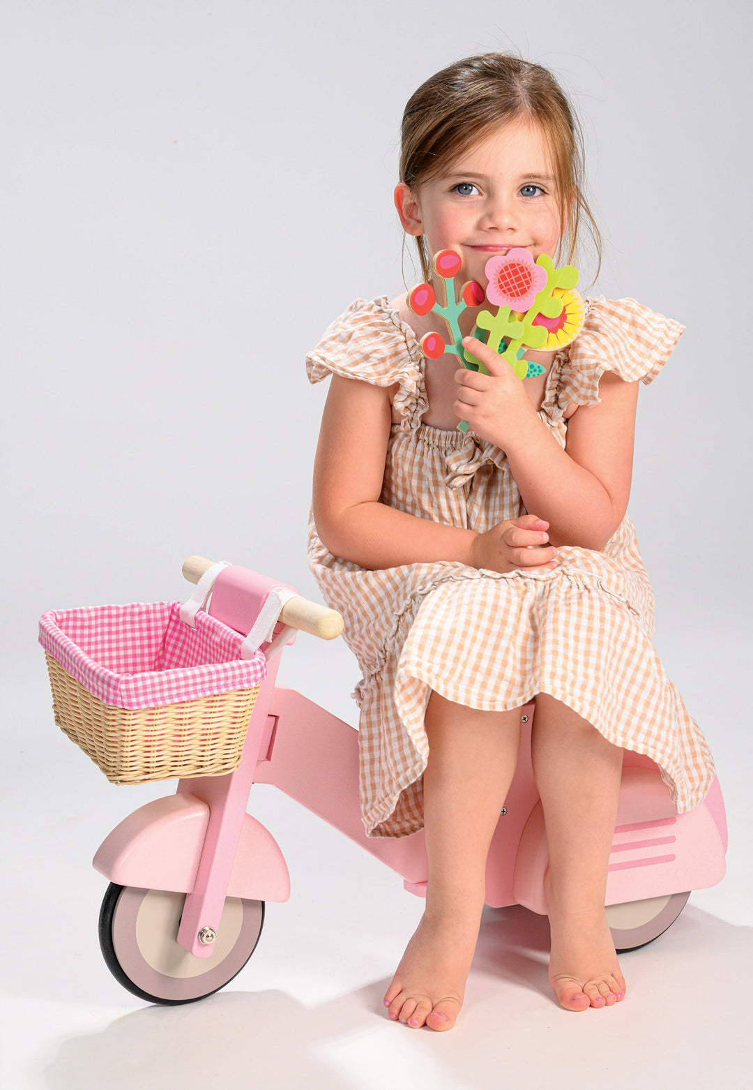 Tender Leaf Scooter with Basket