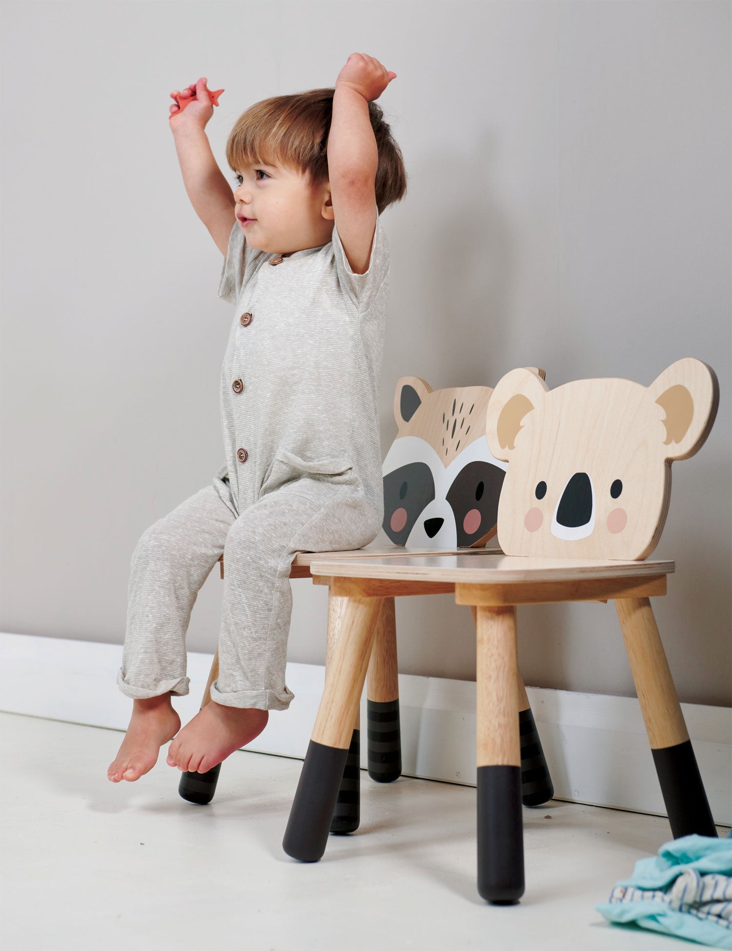 Tender Leaf Toys Raccoon Chair - Thumbnail 3