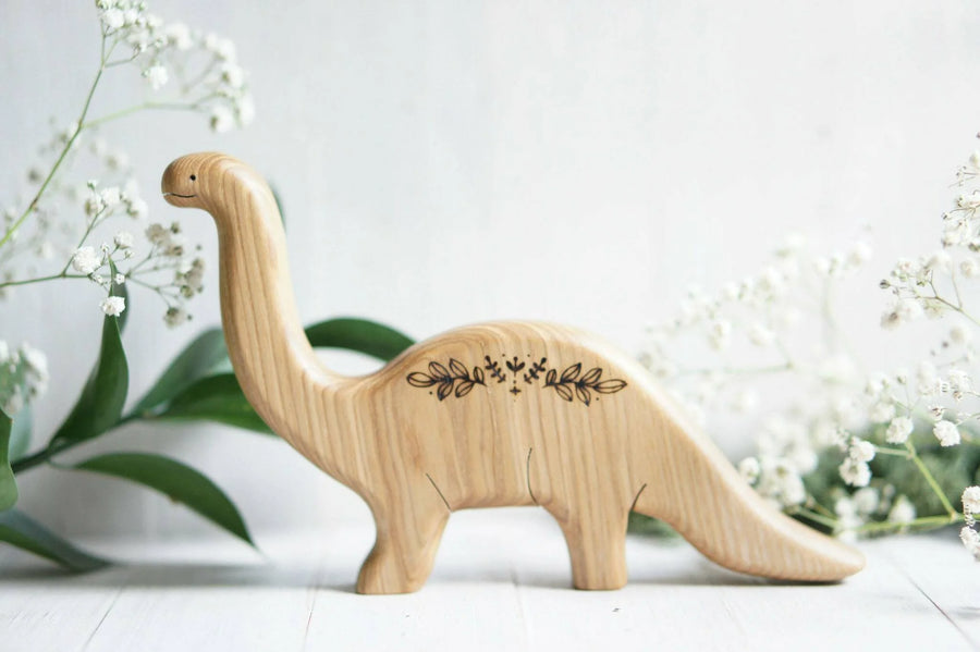Wooden Brontosaurus, Papa