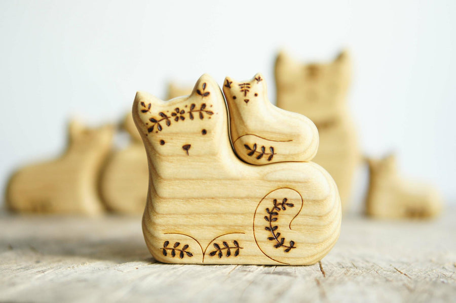 Wooden Cat Family Puzzle