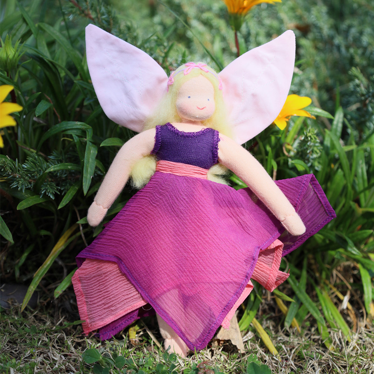 Evi Doll Kerchief Fairy, Yolanda