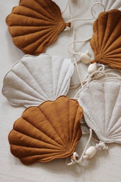 Linen “Caramel” Garland with Shells