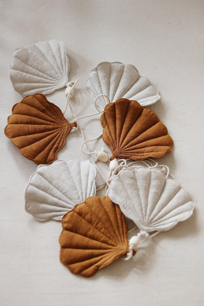 Linen “Caramel” Garland with Shells