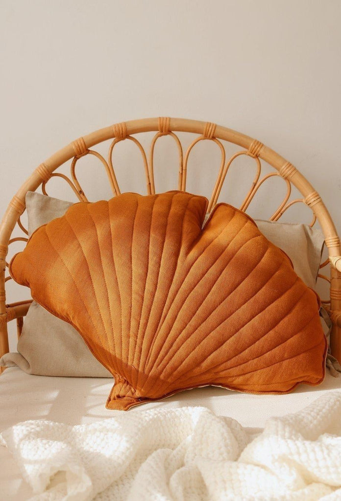 Linen Ginkgo Leaf Pillow