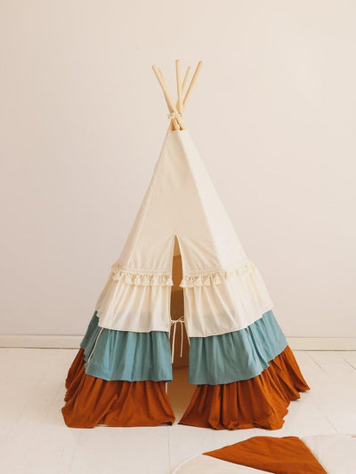 “Circus” Teepee Tent with Frills and "Caramel Candy" Mat Set