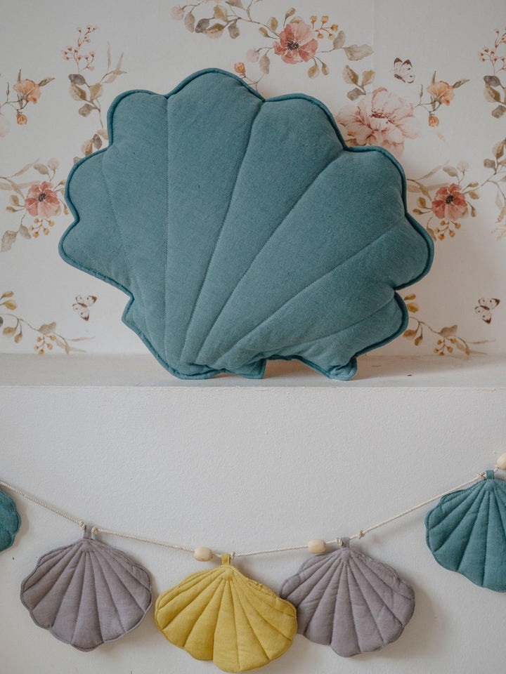 Linen “Eye of the Sea” Shell Pillow