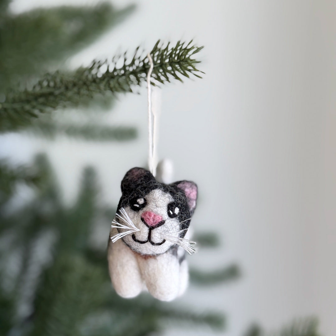 Felt Cat Ornament – Calico, Gray Tabby &amp; Tuxedo 😺✨