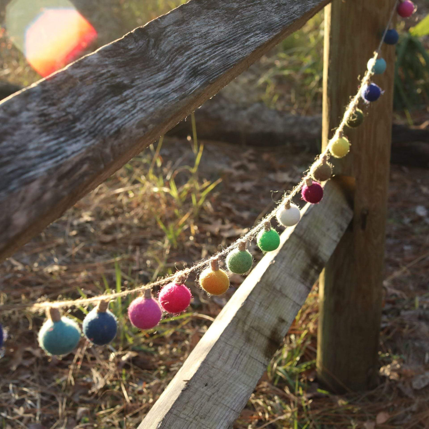 Felt Color Ball Lightbulb Garland