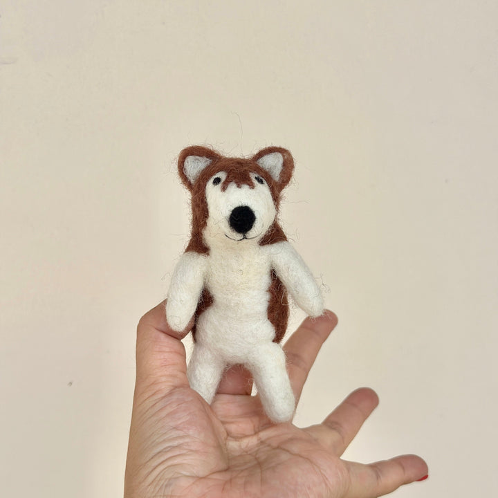 Felt Finger Puppet: Alaskan Husky Dog