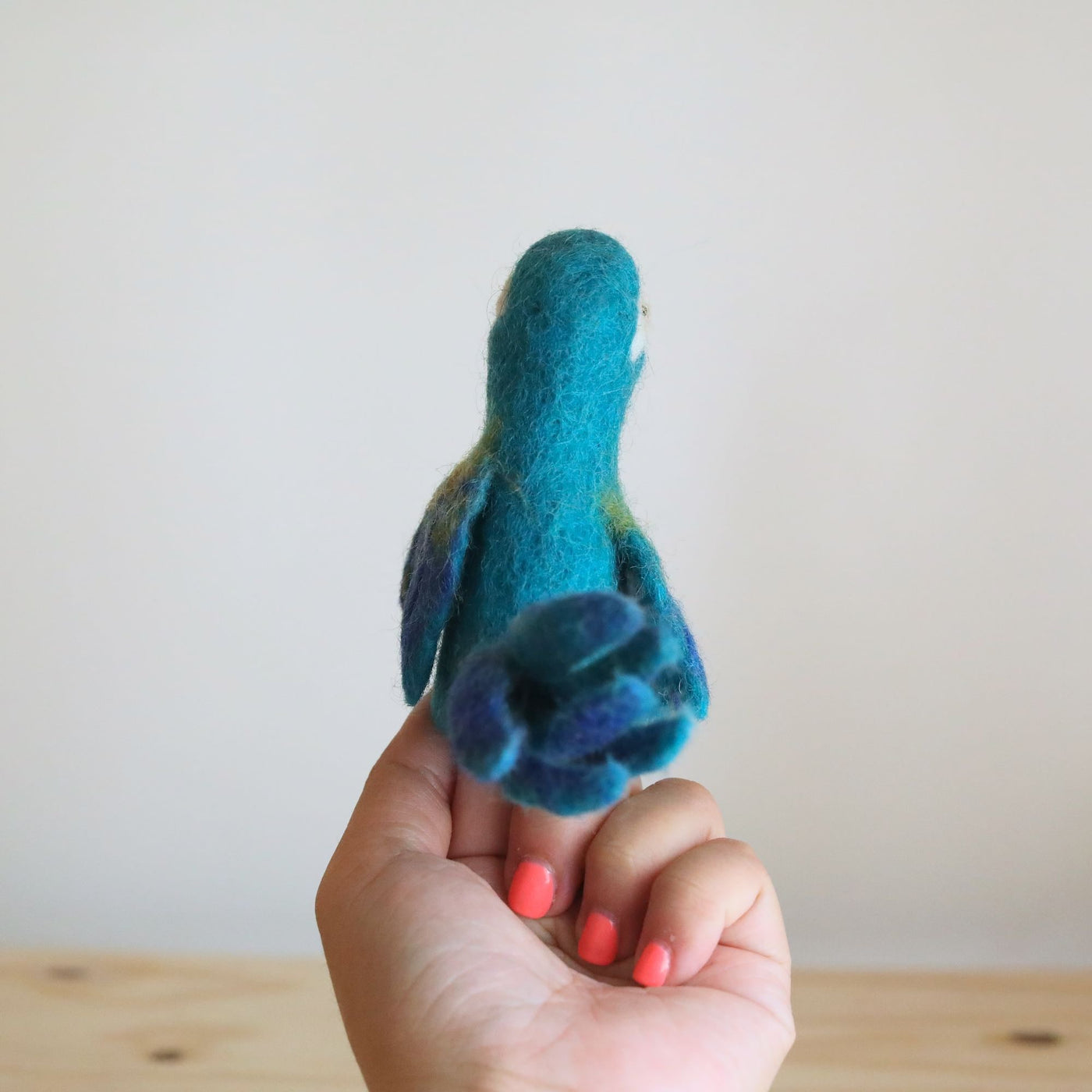Felt Finger Puppet - Blue Parrot / Macaw