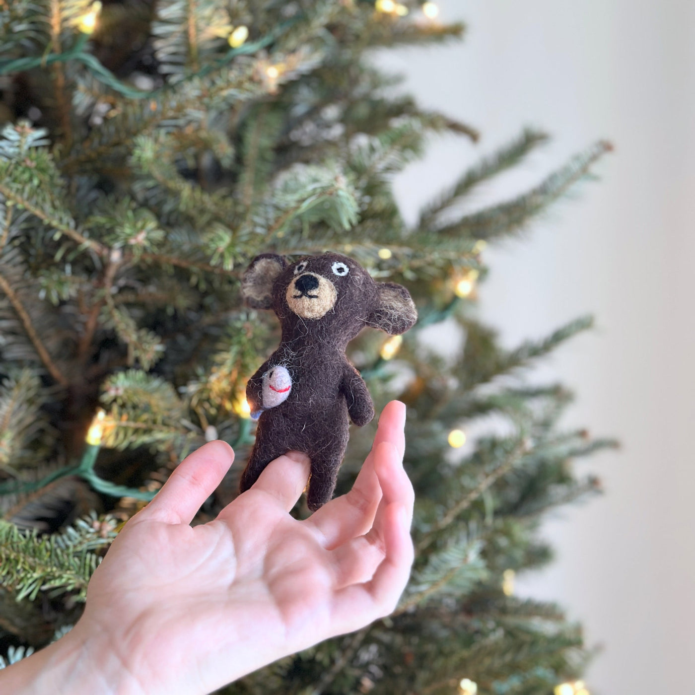 Felt Finger Puppet - Brown Bear Holding Fish