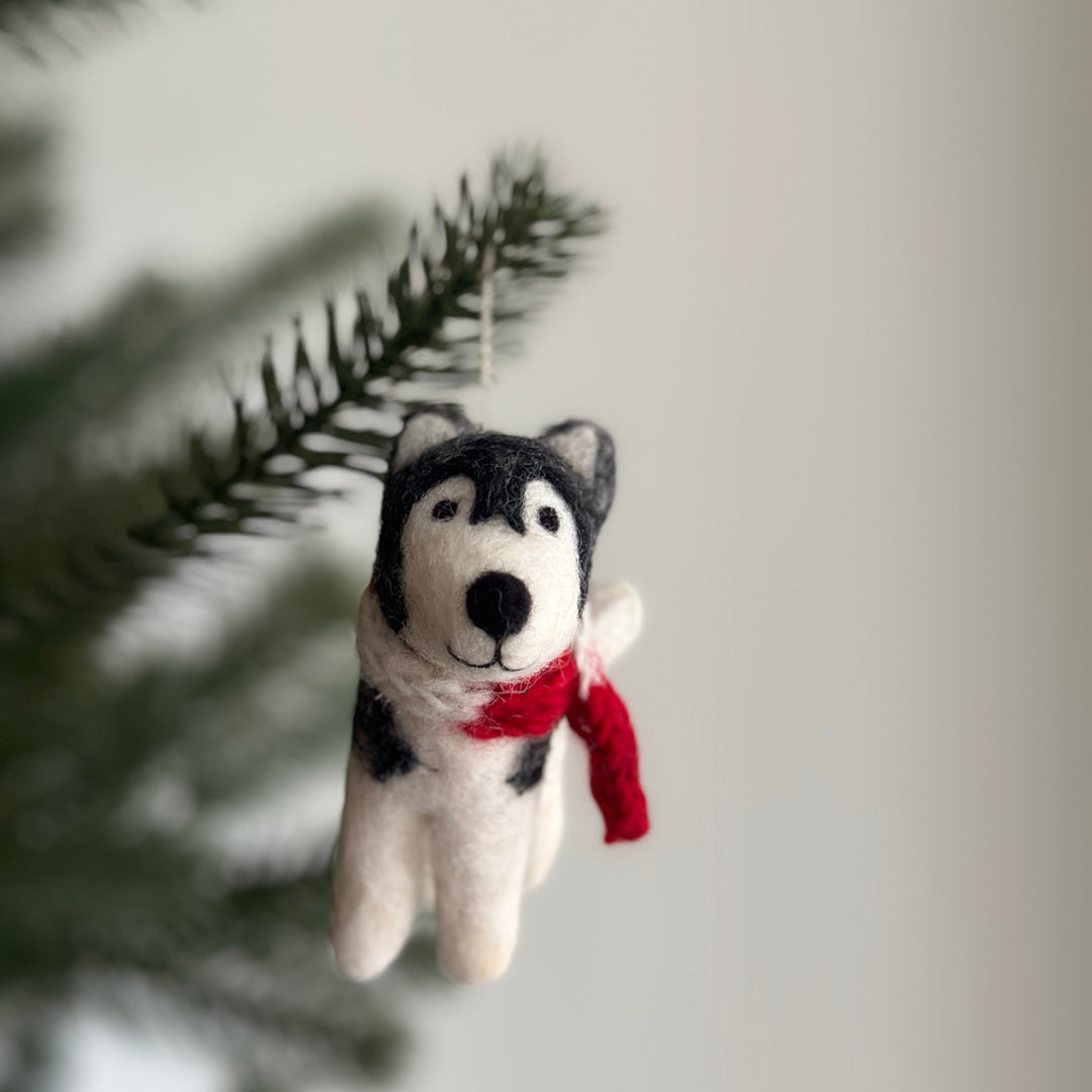 Felt Ornament - Christmas Husky with Red Scarf