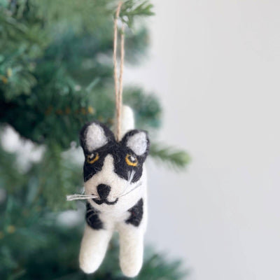 Felt Ornament - Playful Cat