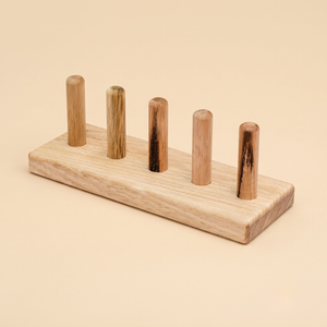 The five-rod stand included in this set
